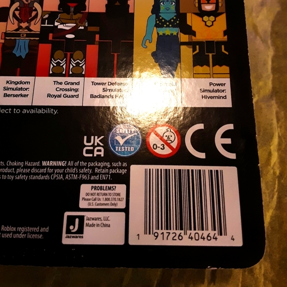 Roblox Zara the Cyborg Doll NWT - Picture 3 of 5